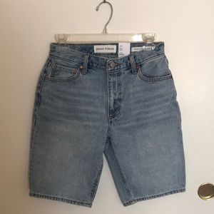 Aritzia Denim Forum The City Slim Short